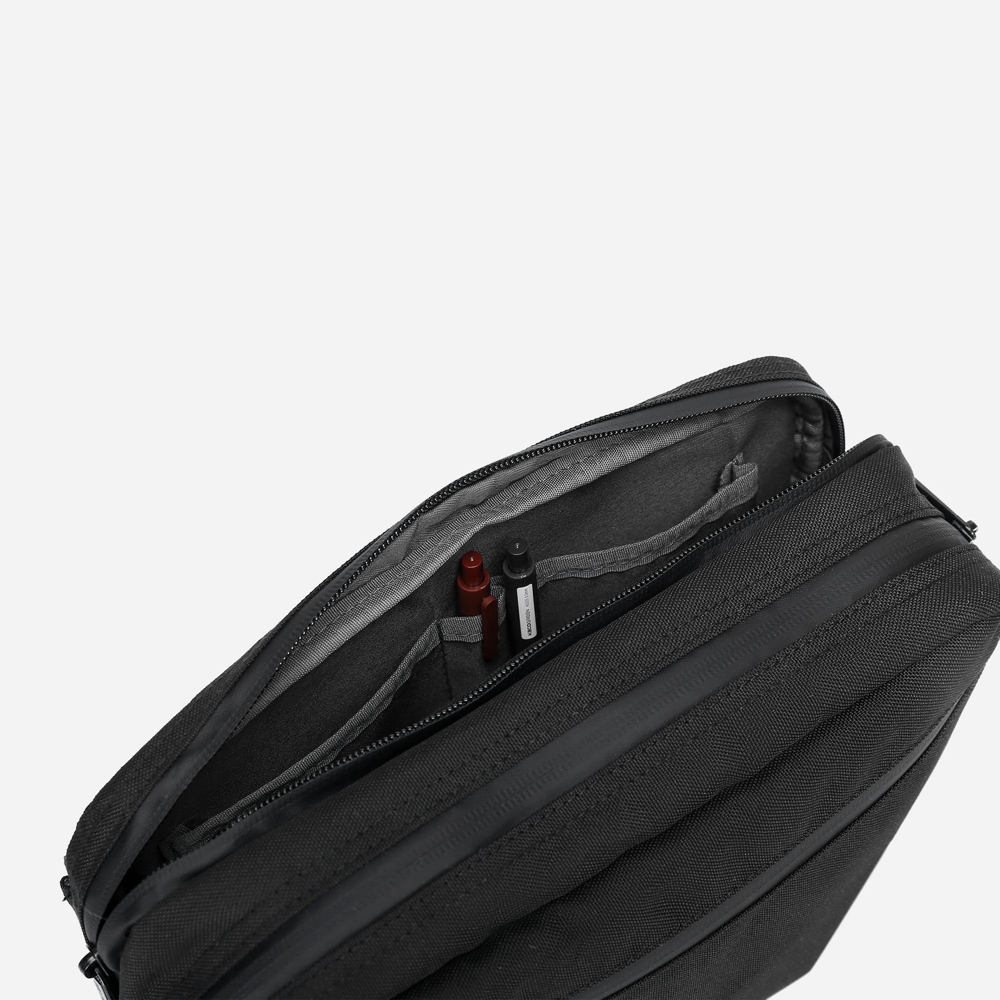 Skyline Crossbody Bag (Black)