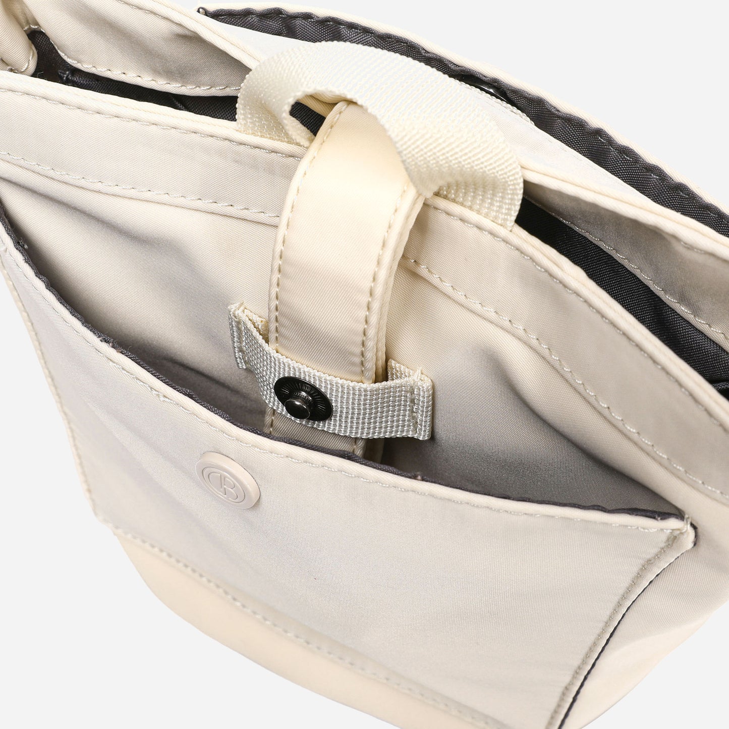 Dude & Bestie Age Bucket Bag (Cream)