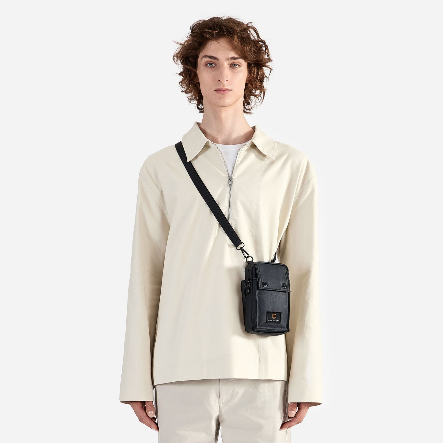 Darter Crossbody Bag (Matt Black)
