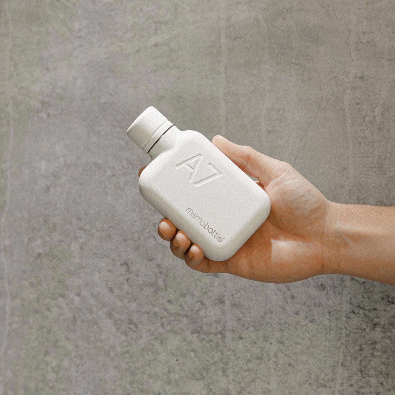 Dude & Bestie 客製化 Memobottle A7 不鏽鋼水樽 Snow White 雪地白極簡設計