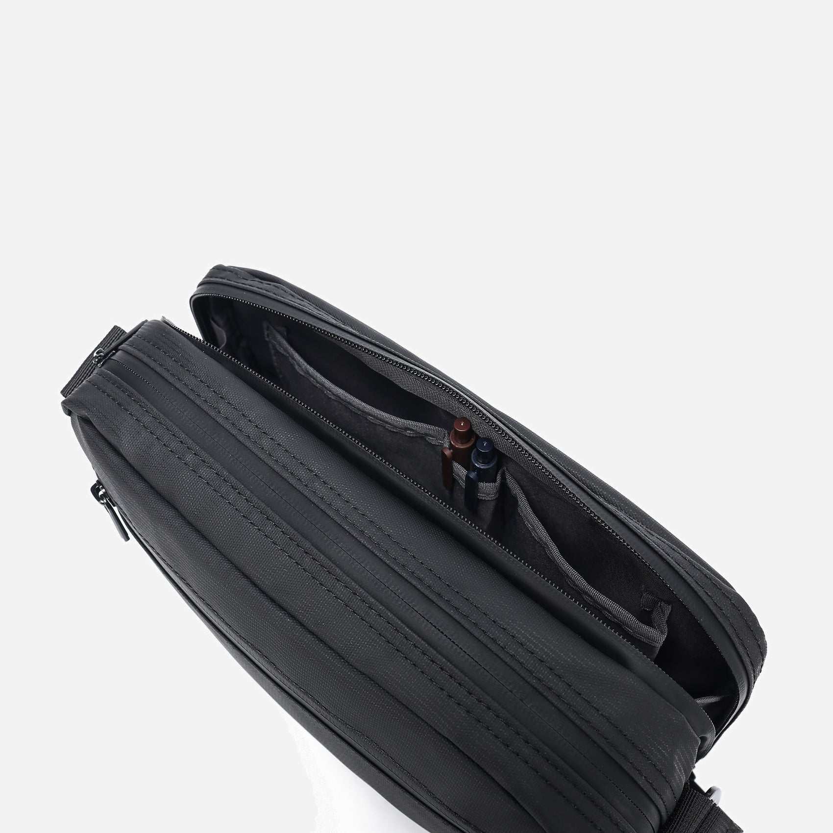 Skyline Crossbody Bag (Matt Black)