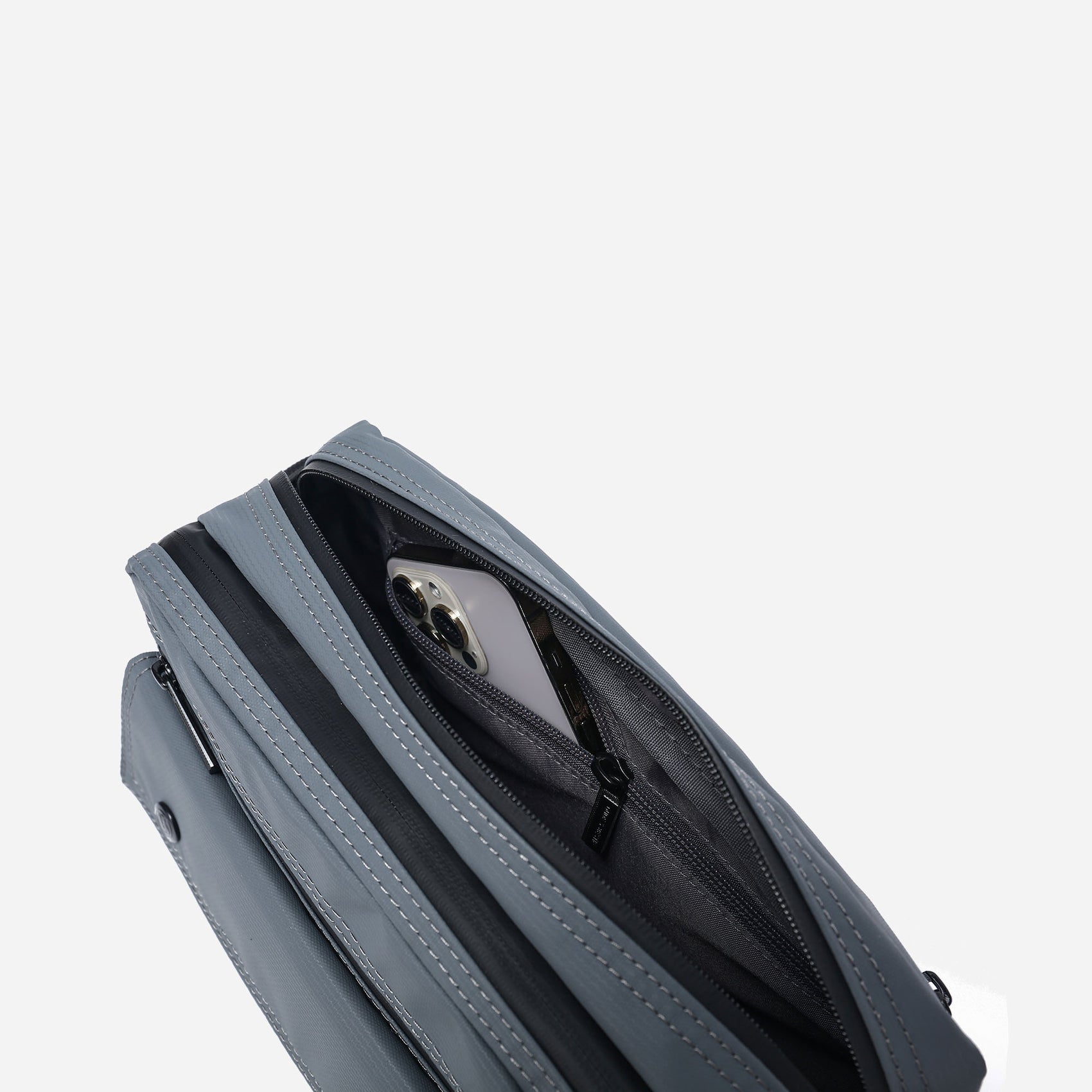 Skyline Crossbody Bag (Matt Gray)