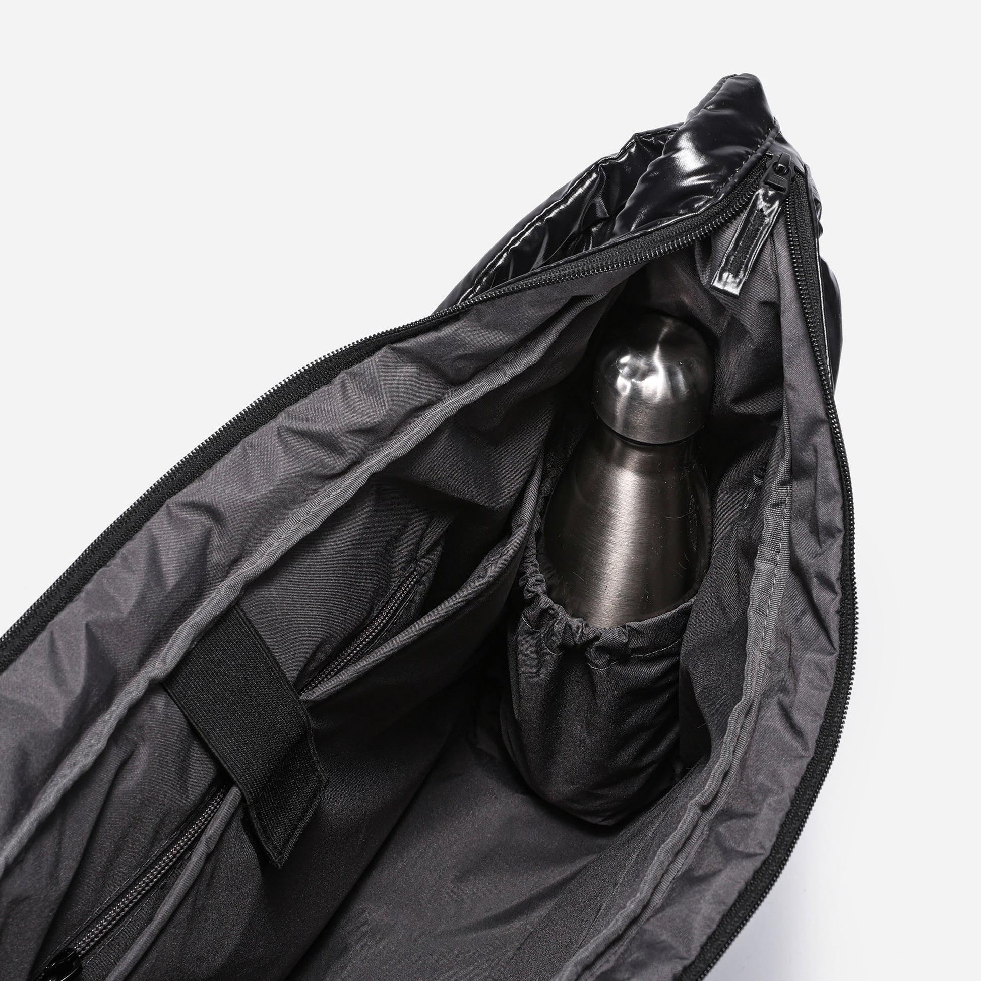 Hobo Puff Bag Polish (Black)