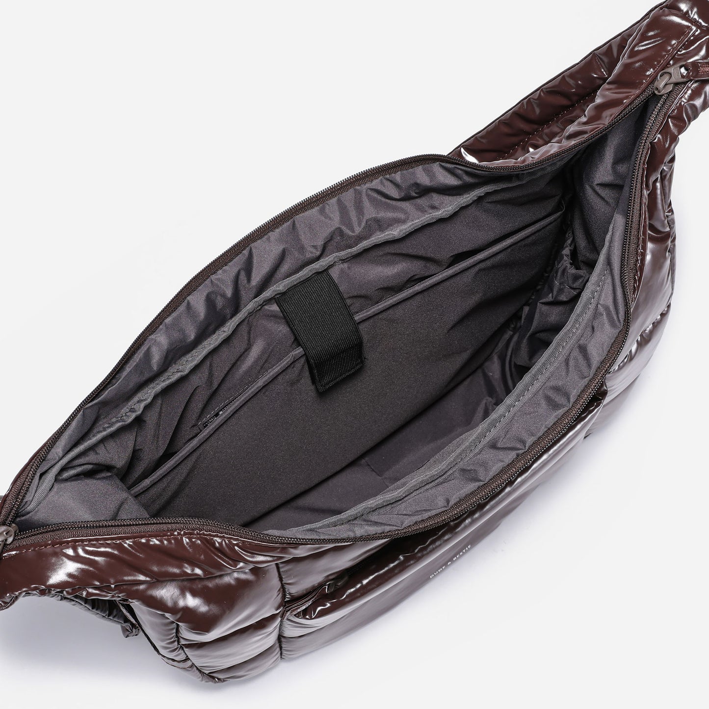 Hobo Puff Bag Polish (Brown)