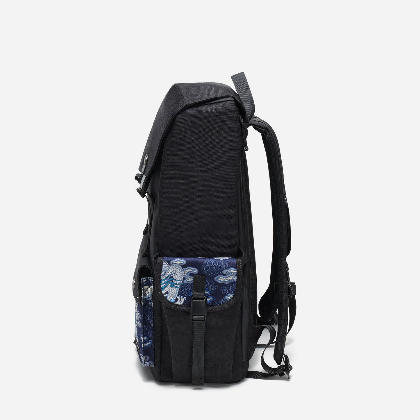 Dude & Bestie Predatir Backpack with Nishijin'ori in Ganryu Dragon Pattern