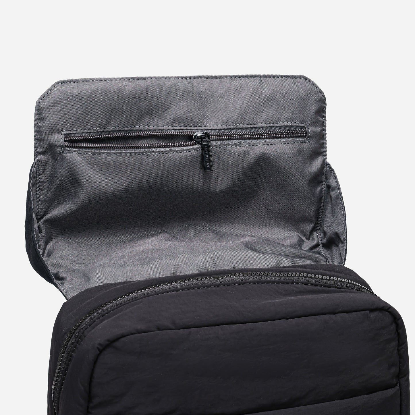 Slice Backpack (Black)