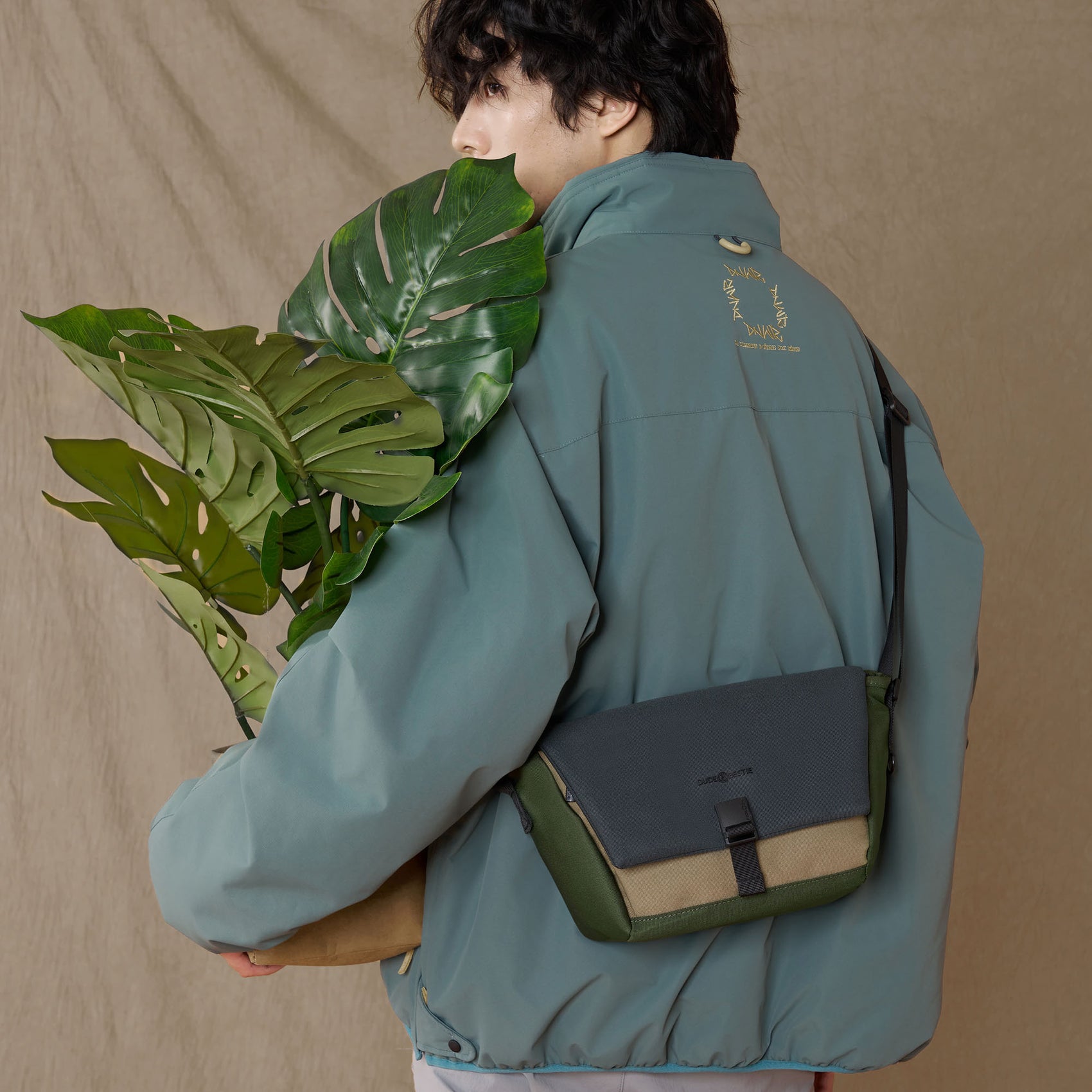 Hitch Crossbody (Jungle)