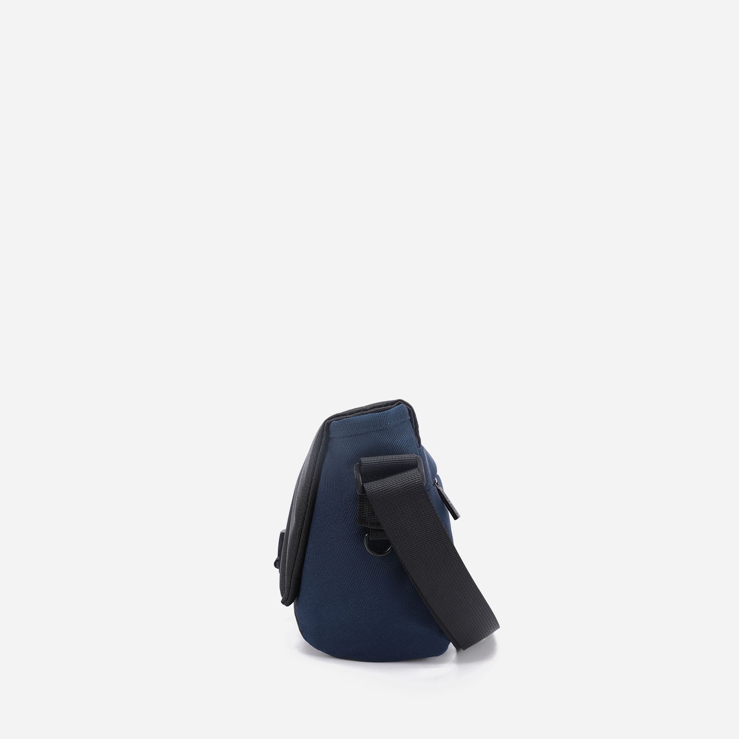 Hitch Crossbody (Midnight)