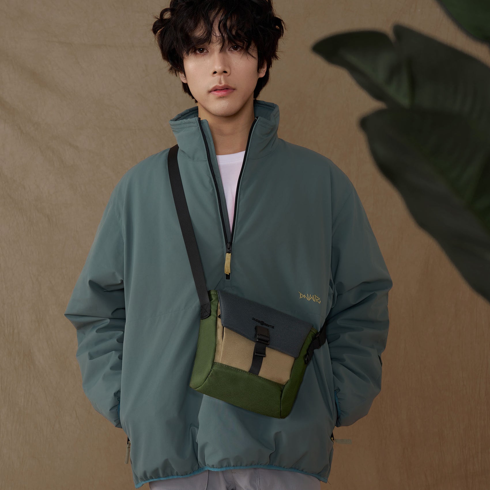 Hitch Small Crossbody Bag (Jungle)