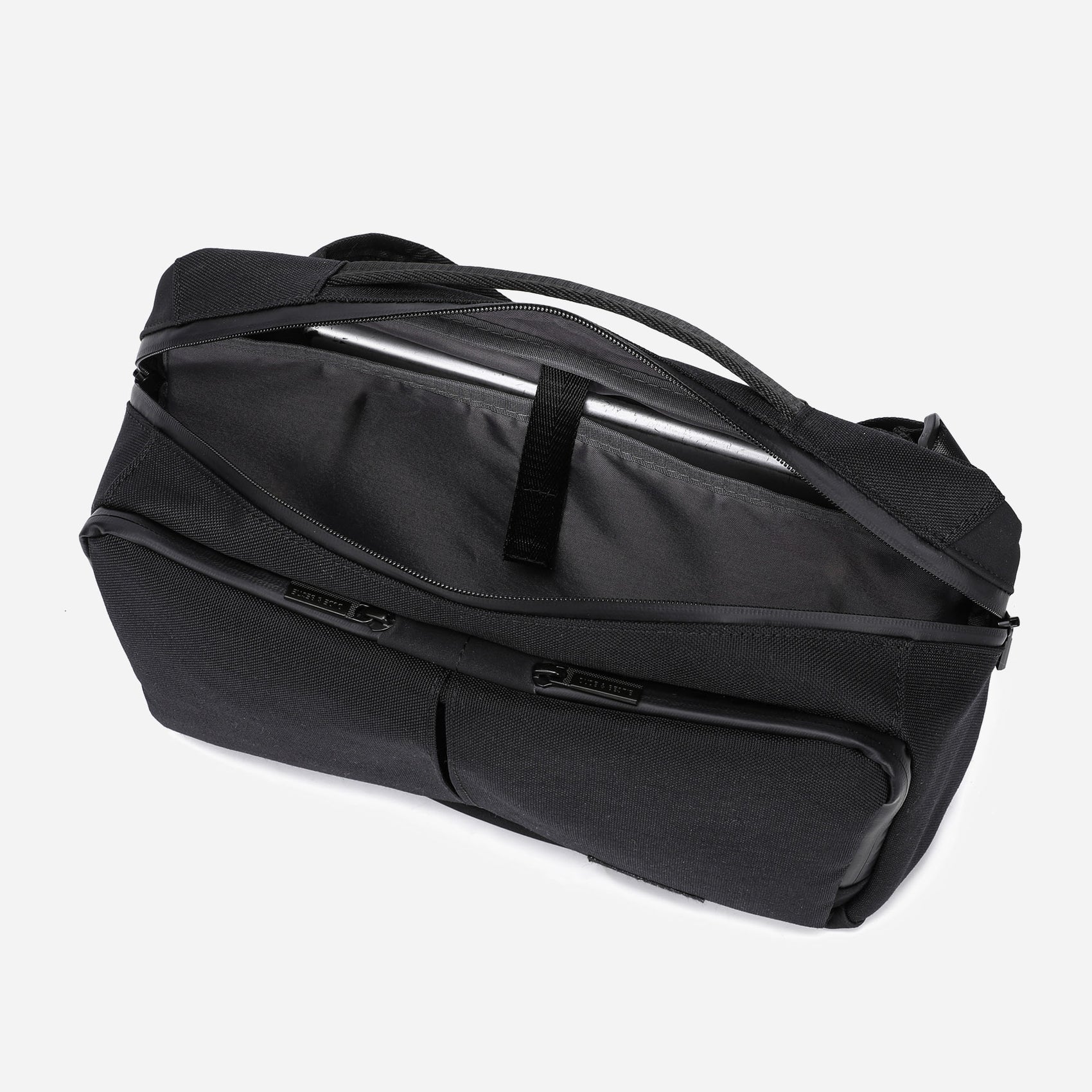 Mount Crossbody Bag (Black)