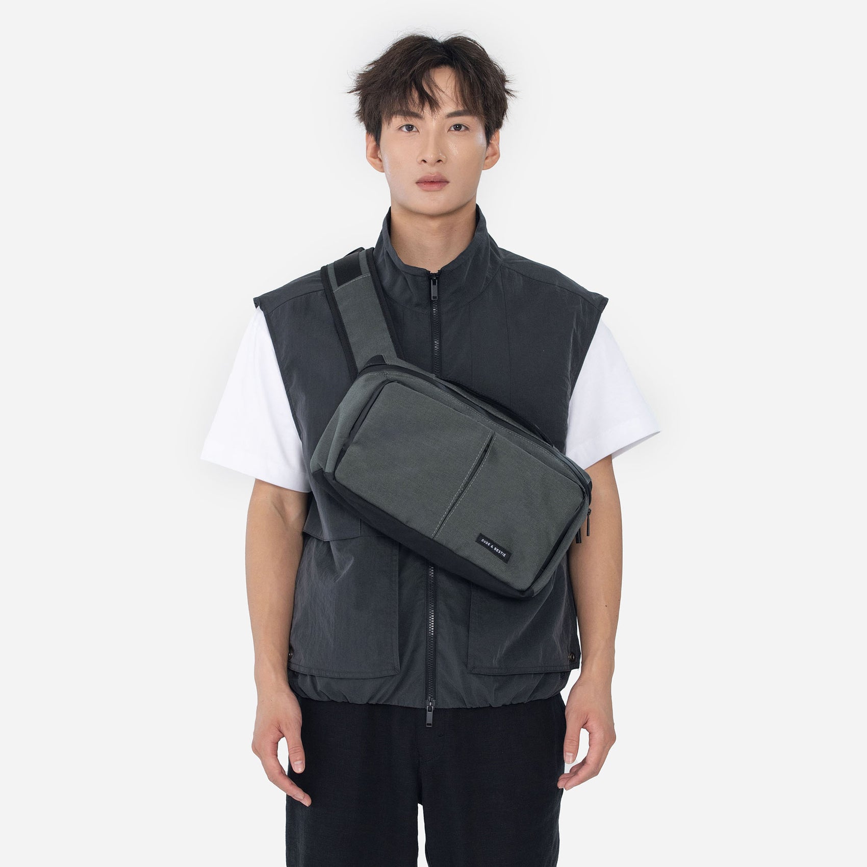 Mount Crossbody Bag (Gray)