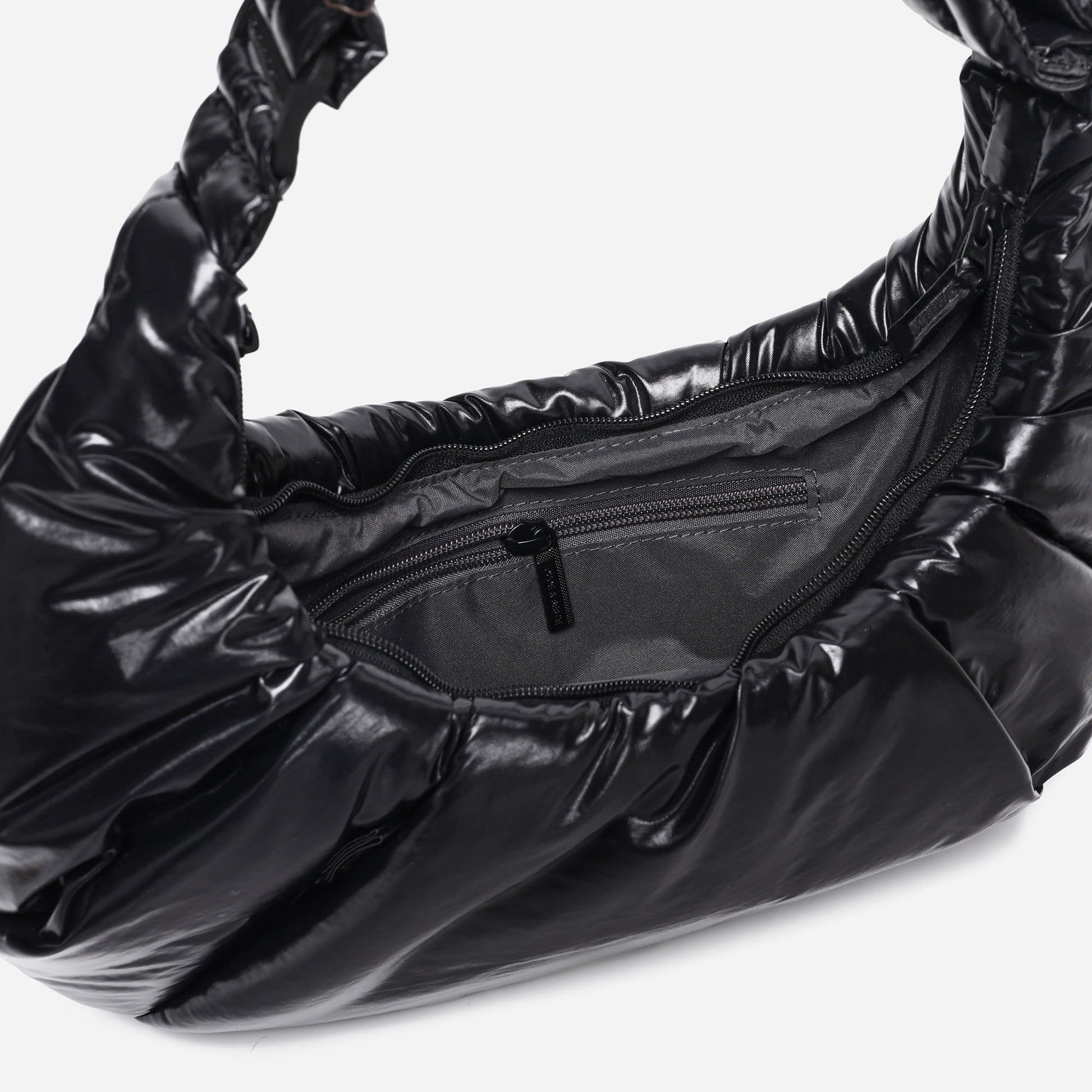 Puff Croissant Polish (Black)
