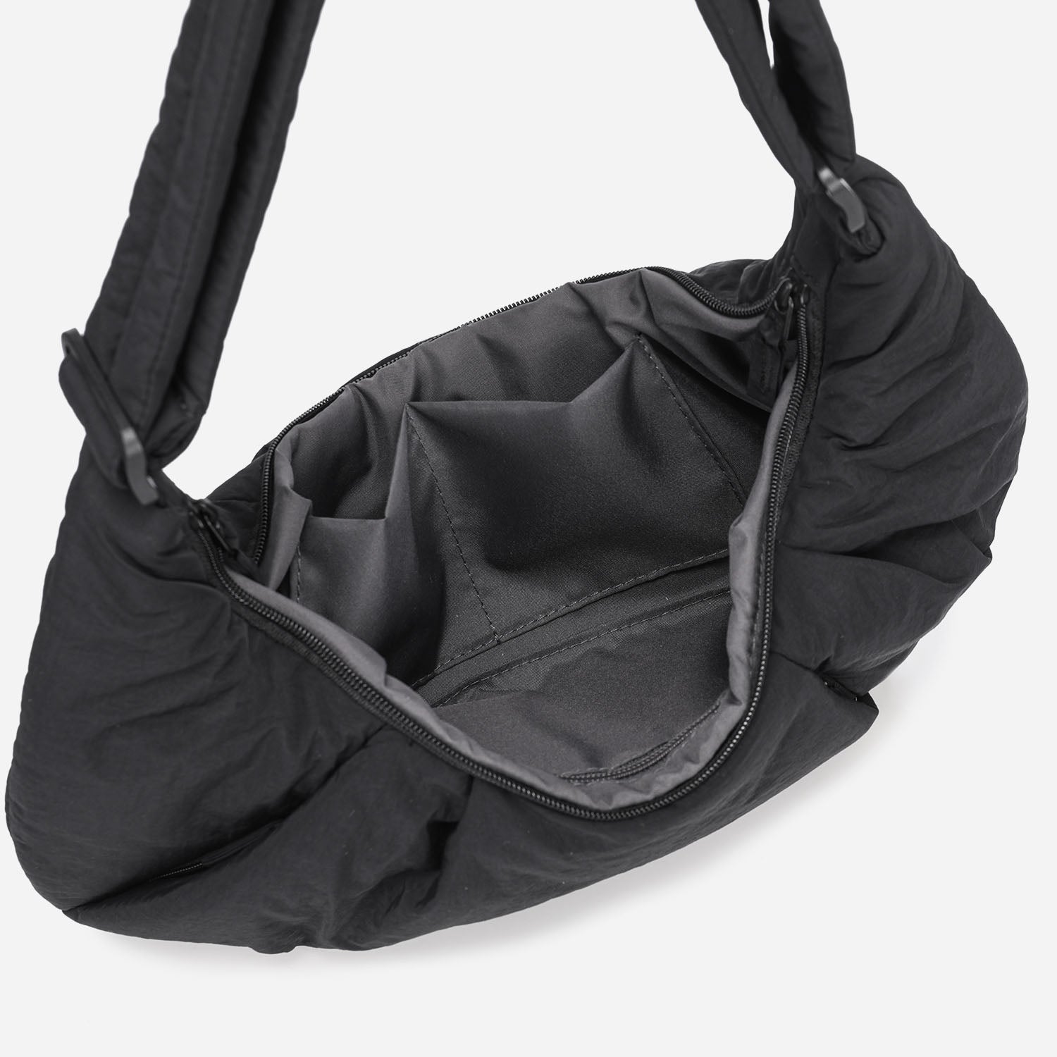 Puff Croissant Bag (Black)